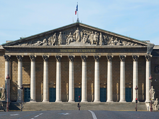 Façade de l'assemblée nationale