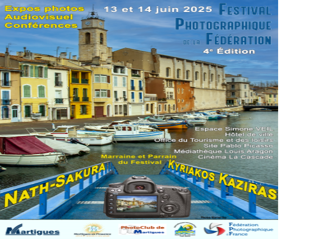 image vieux martigues maisons colorées, canal et bateaux